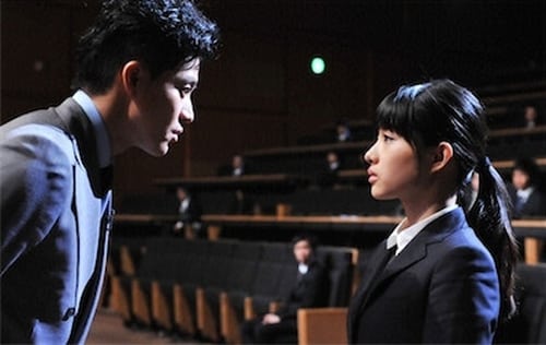 Rich Man, Poor Woman Saison 1 Épisode 1