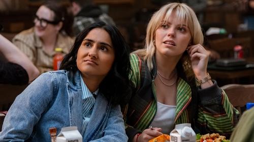 The Sex Lives of College Girls Saison 3 Épisode 1