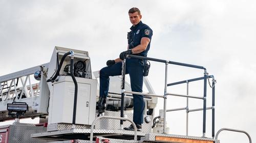 9-1-1 Saison 5 Épisode 18