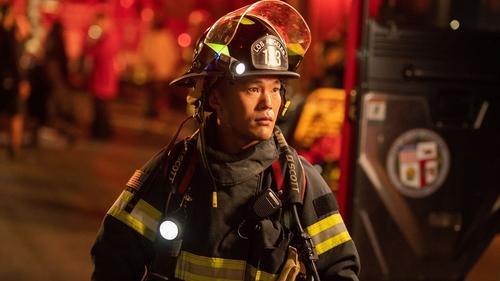 9-1-1 Saison 5 Épisode 16