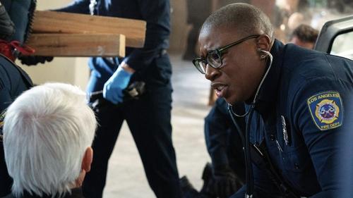 9-1-1 Saison 6 Épisode 15